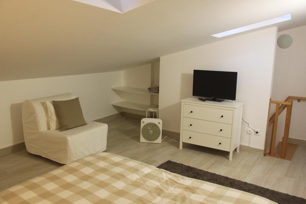 Isaura Home เปนิช ภายนอก รูปภาพ